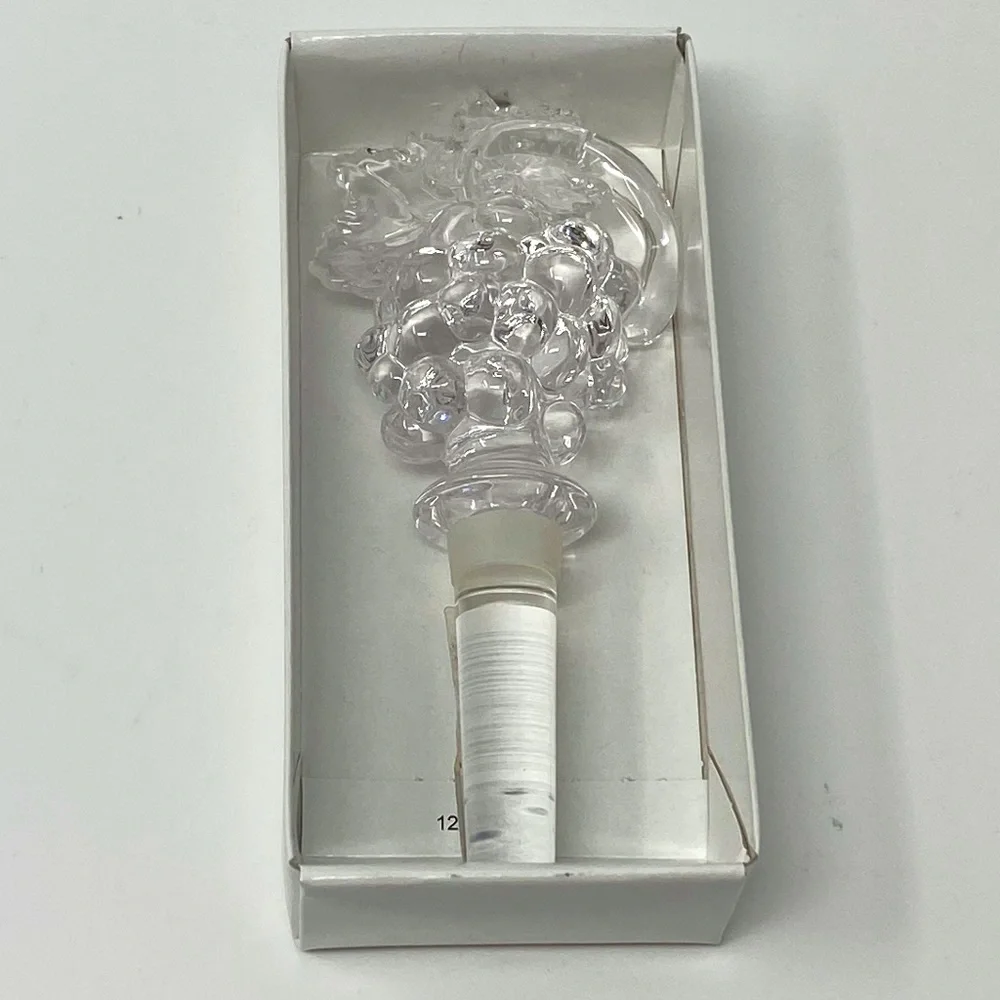 Mikasa Fruit Collection Wine Bottle Stopper Bunch Grapes Clear Austrian Crystal